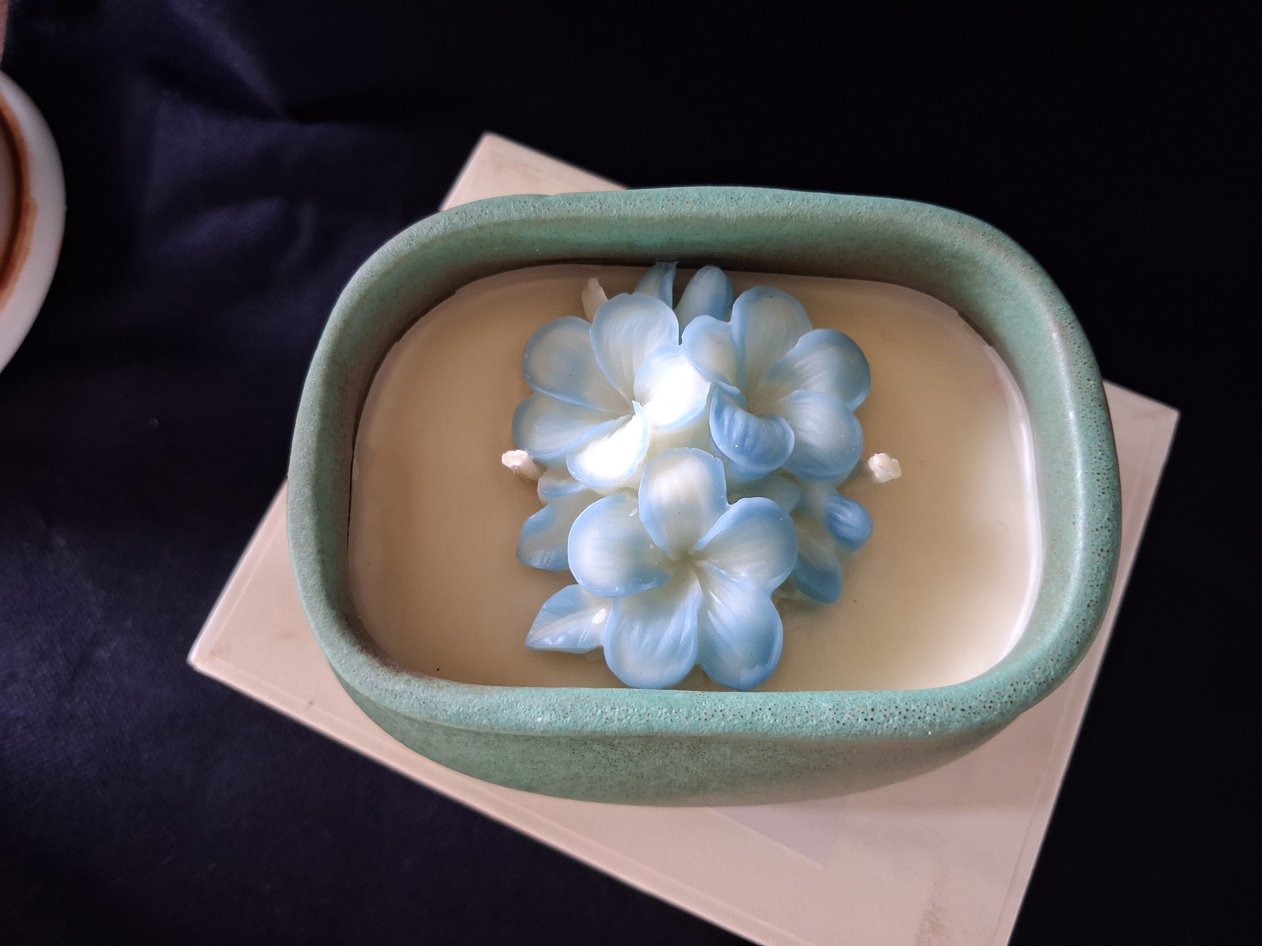 Blue Ceramic Luxury Floral Candle